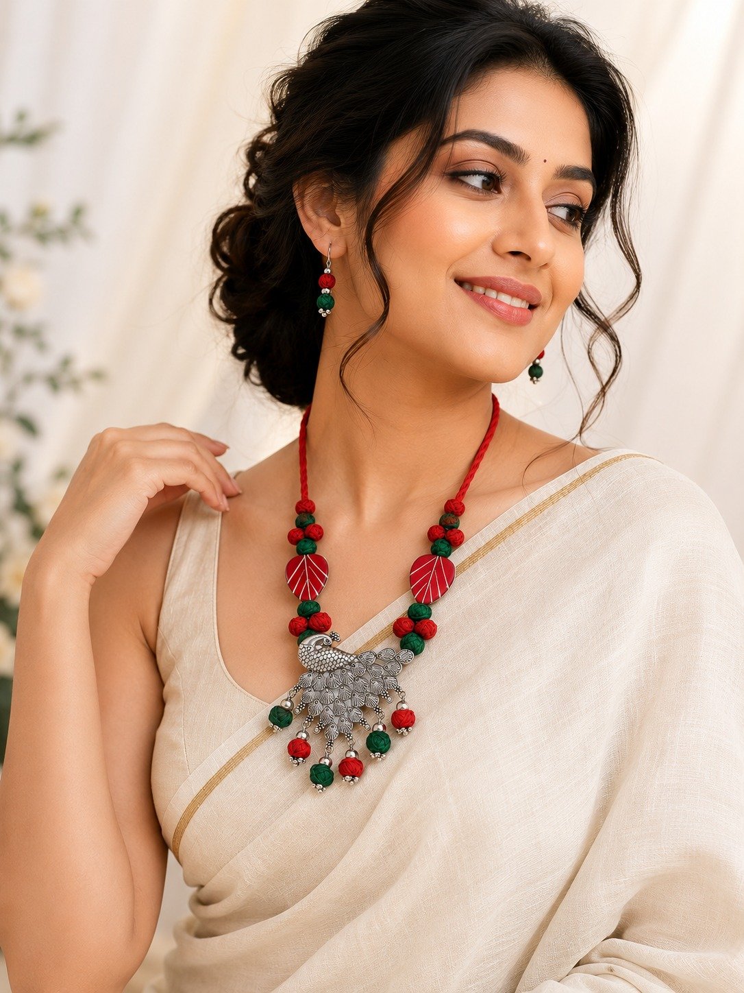 Threaded Peacock Necklace Set